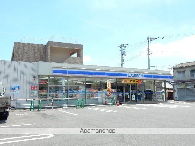 コンビニ　ローソン岡山長岡団地店（コンビニ）まで282m