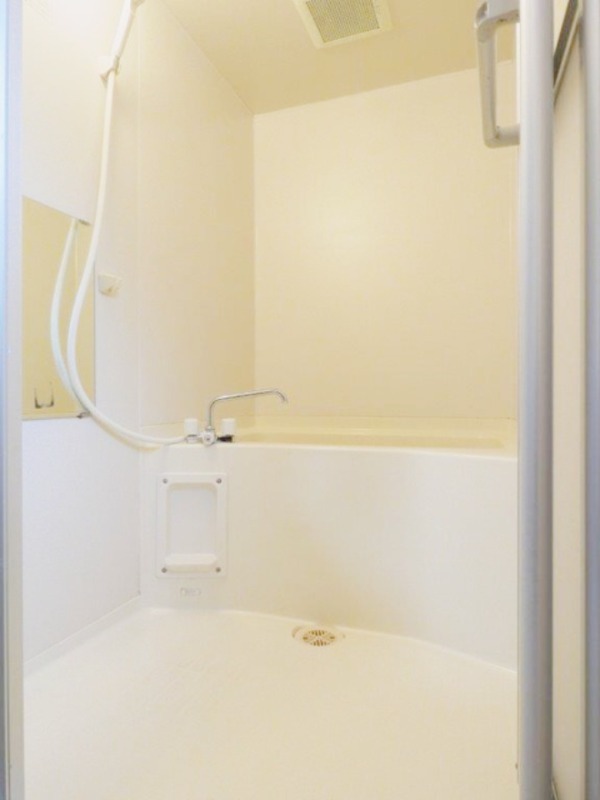 バス・シャワールーム　図面と現状に相違がある場合には現状を優先