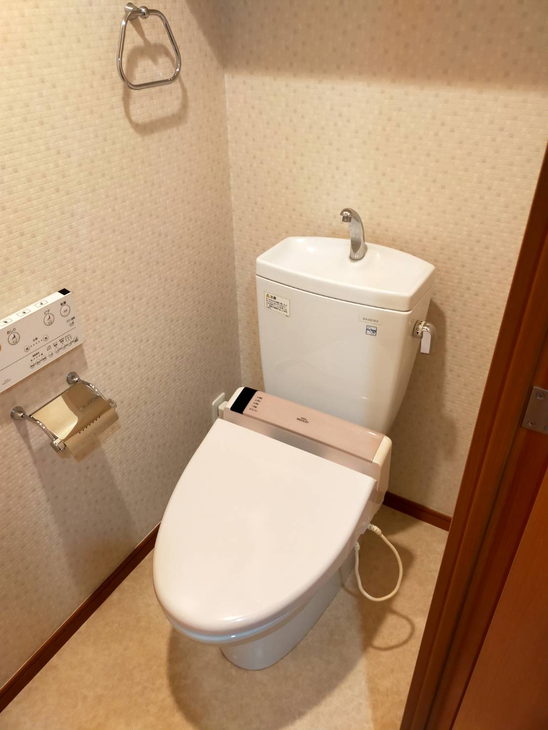フィールM西新宿のトイレ写真