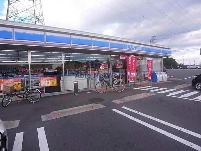 コンビニ　ローソン揖斐池田店（コンビニ）まで562m