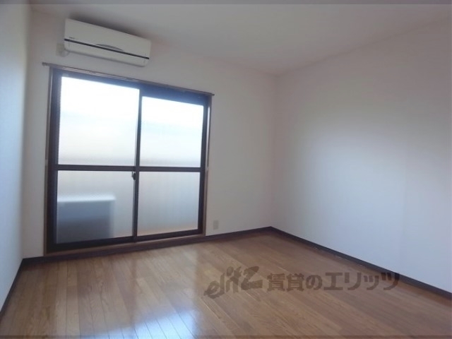 居室・リビング　居室