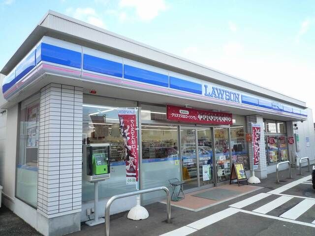 コンビニ　ローソン上越新光町店（コンビニ）まで300m