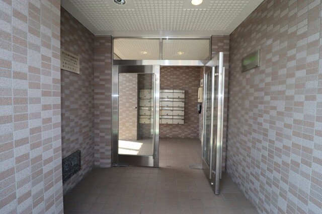 エントランス　エントランス