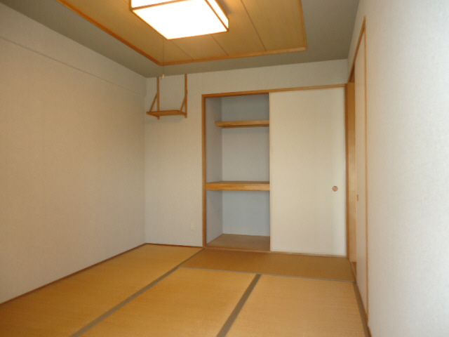 居室・リビング　別部屋参考写真