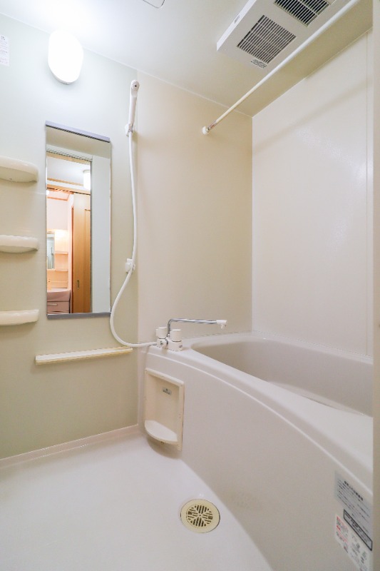 バス・シャワールーム　図面と現状に相違がある場合には現状を優先