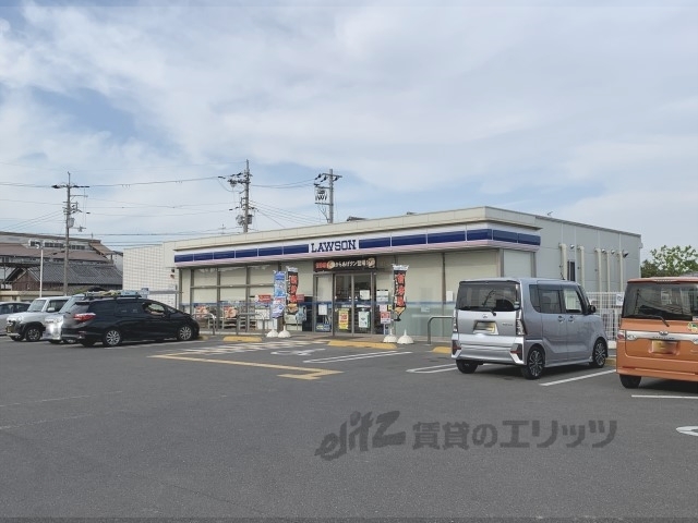 コンビニ　ローソン奈良秋篠新町店（コンビニ）まで800m