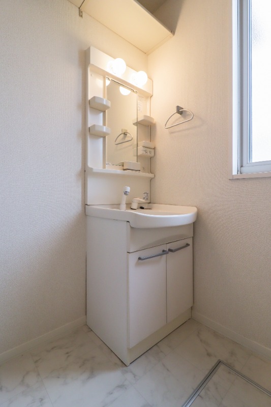 洗面設備　図面と現状に相違がある場合には現状を優先