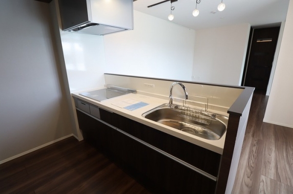 キッチン　対面キッチンで楽しくお料理♪