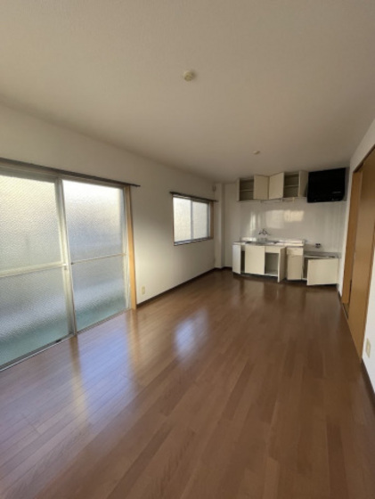 居室・リビング　※別号室の写真となります