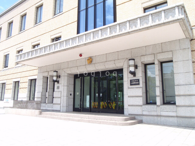 役所　小樽市役所（役所）まで2000m