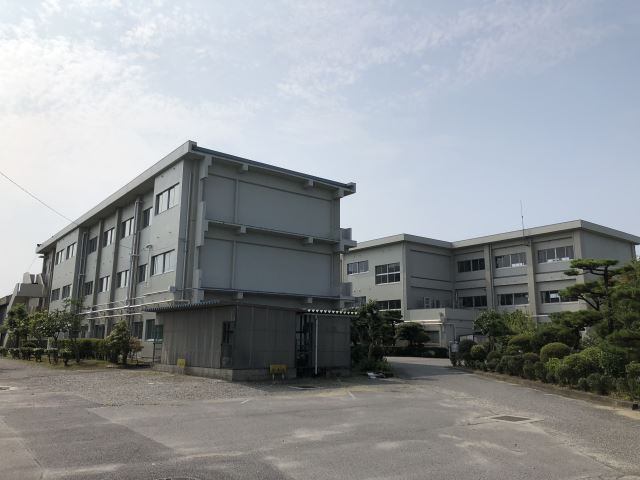 小学校　岡崎市立男川小学校（小学校）まで947m