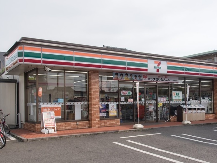 コンビニ　セブンイレブン新小平駅前店（コンビニ）まで280m