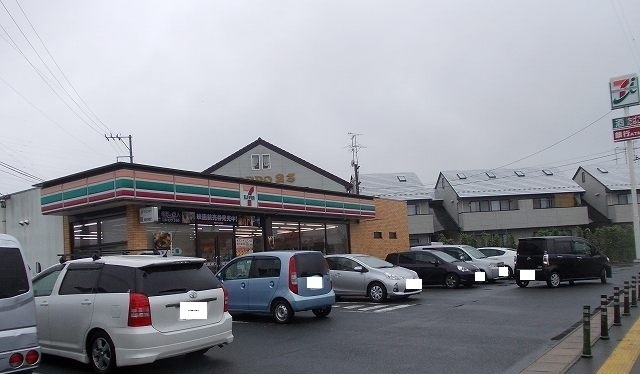 コンビニ　セブンイレブン（コンビニ）まで850m