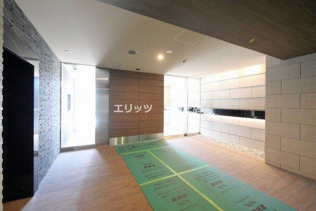 ロビー　エントランス