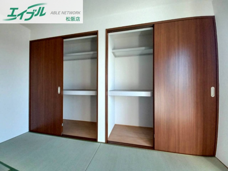 収納　クローゼット