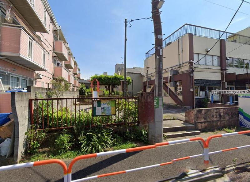 公園　足立区立西綾瀬そよかぜ公園（公園）まで240m
