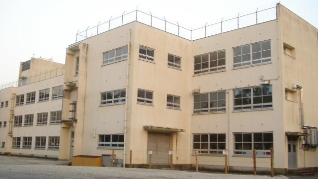 小学校　飯塚市立幸袋小学校（小学校）まで837m