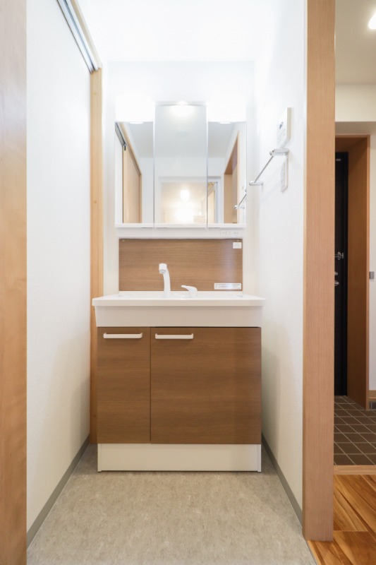 洗面設備　図面と現状に相違がある場合には現状を優先