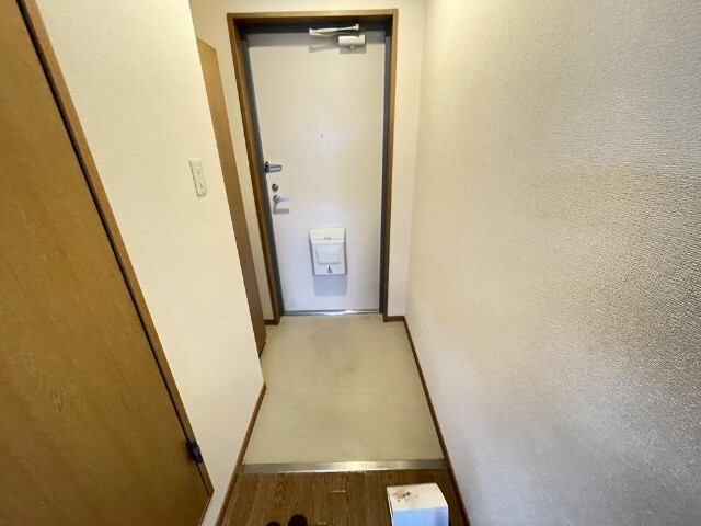 玄関　同物件別室のイメージ画像となります