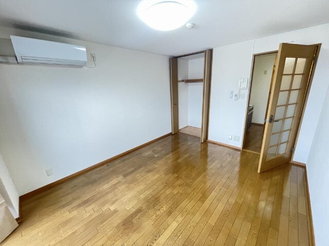 居室・リビング　同物件別室のイメージ画像となります