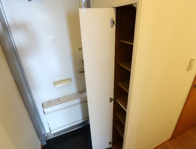 玄関　明るい玄関です