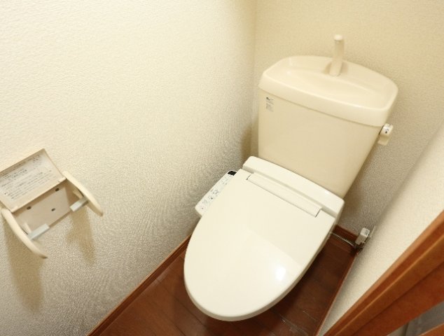 トイレ　ゆったりとした空間のトイレです