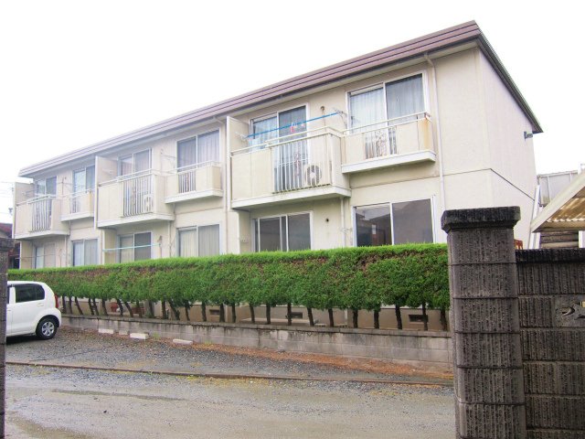 建物外観　外観は落ち着いています