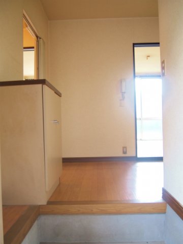 玄関　落ち着いた玄関です