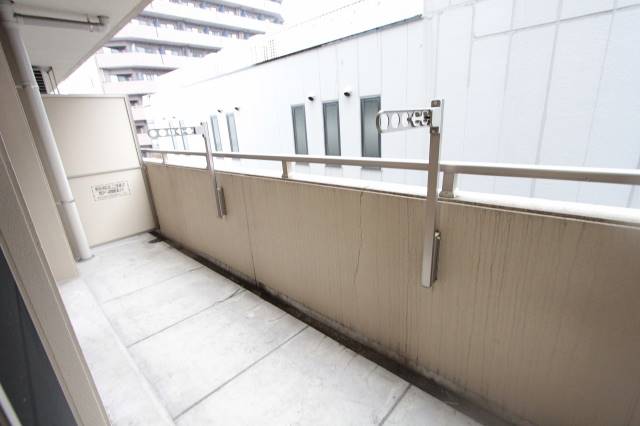 バルコニー　バルコニーも広々