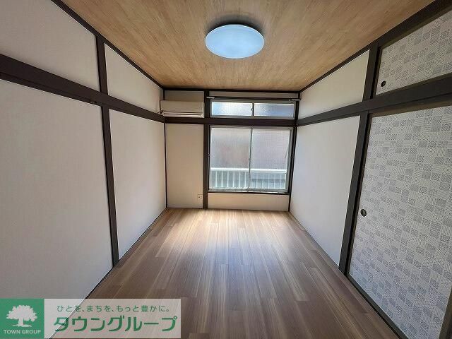 居室・リビング　綺麗にリフォーム済みのお部屋です