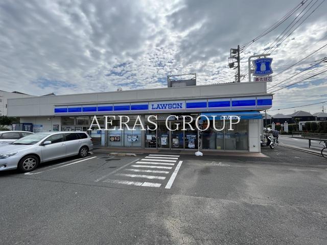 コンビニ　ローソン 一番町四丁目店（コンビニ）まで597m