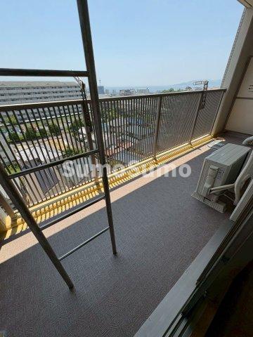 バルコニー　お洗濯にも便利なバルコニー付き