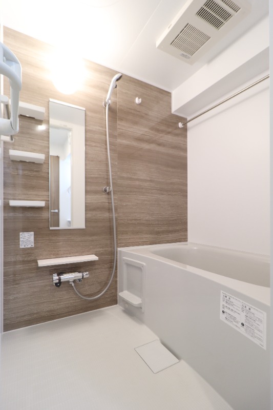 バス・シャワールーム　図面と現状に相違がある場合には現状を優先