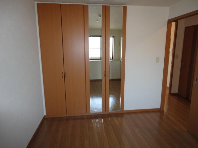 その他　洋室（5.7帖）