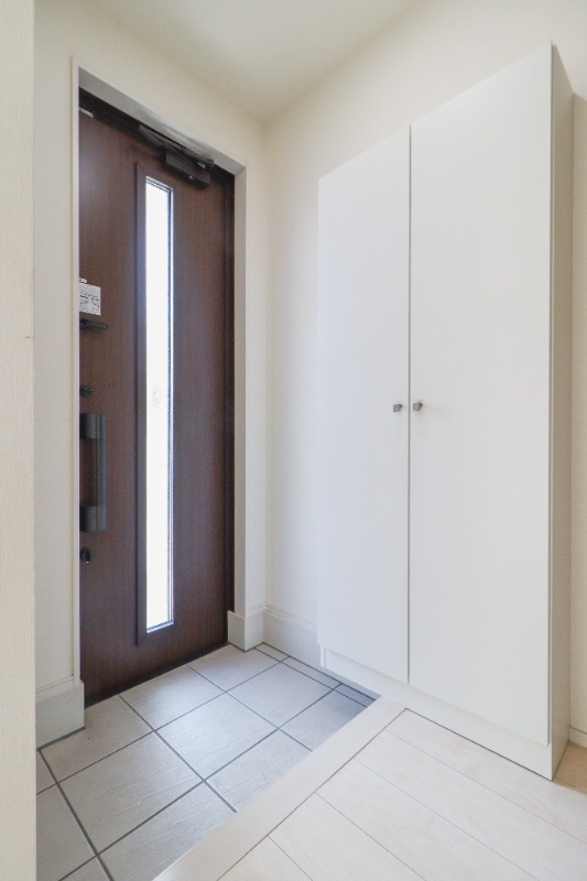 玄関　図面と現状に相違がある場合には現状を優先