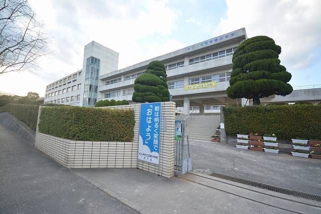 中学校　北九州市立　田原中学校（中学校）まで240m