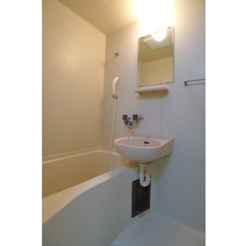 バス・シャワールーム　浴室