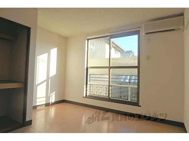 居室・リビング　洋室