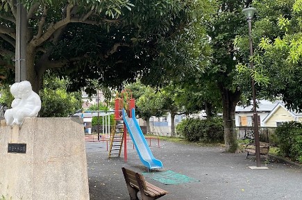 公園　初音ヶ丘公園（公園）まで417m