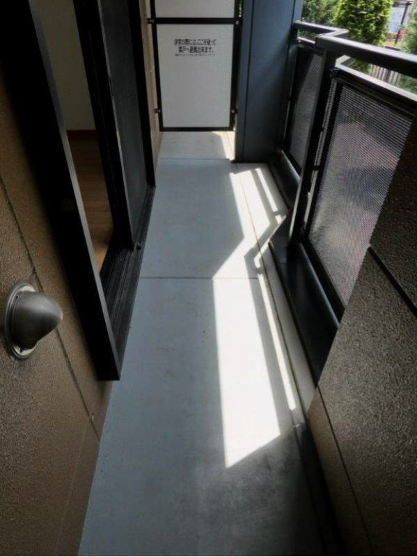 バルコニー　図面と現状に相違がある場合には現状を優先