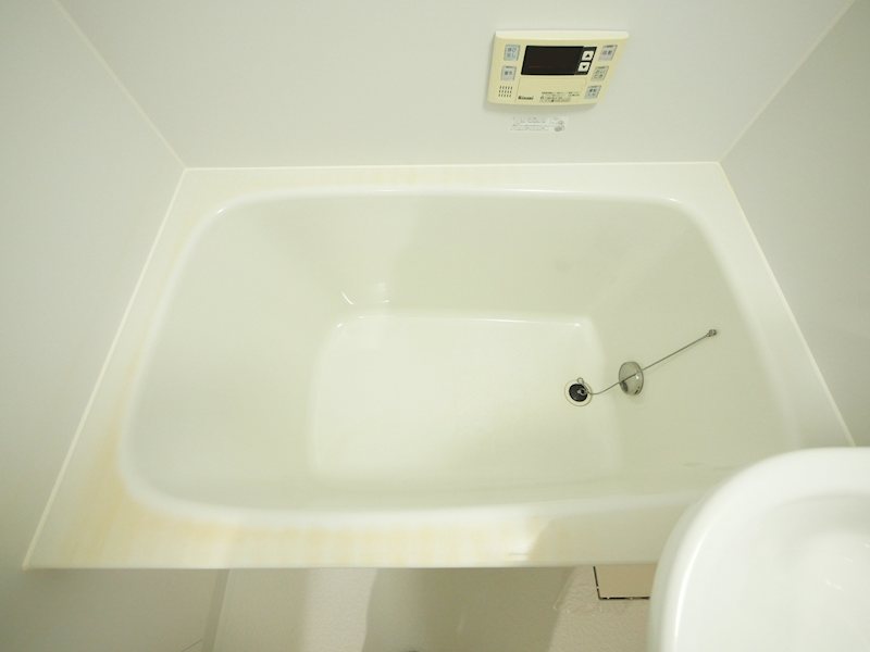 バス・シャワールーム　シャワー・追い焚き給湯