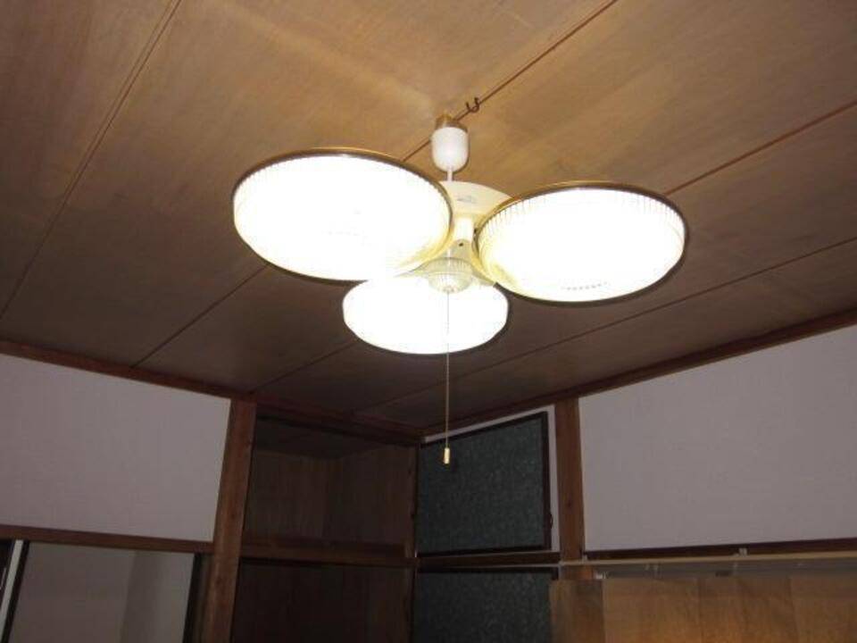 その他設備　照明器具