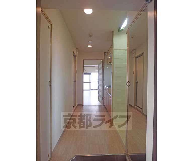 その他部屋・スペース　玄関から見たところです。