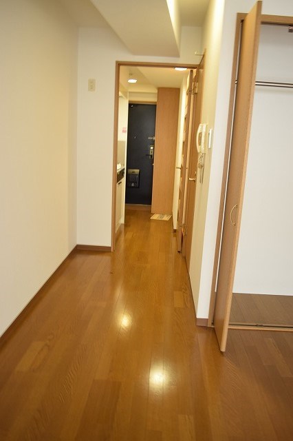 居室・リビング　別部屋参考になります。
