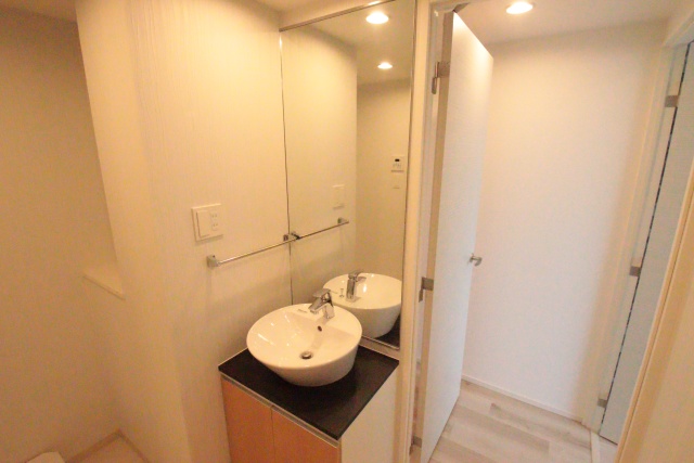 洗面設備　※別室の参考写真の為、現況優先です。