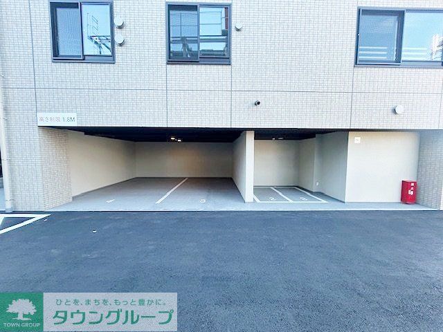 駐車場　駐車場