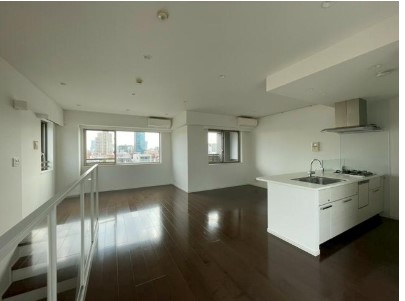 居室・リビング　内観