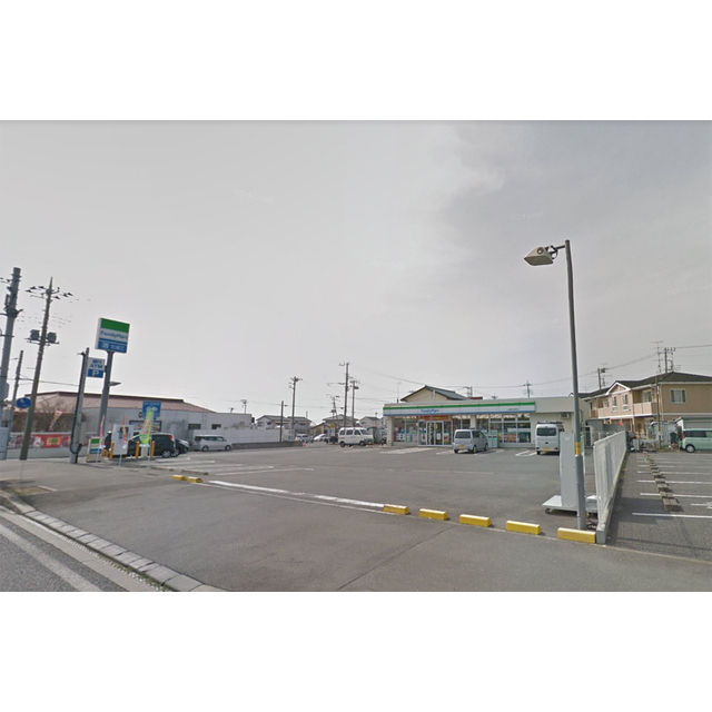 コンビニ　ファミリーマート土浦摩利山新田店（コンビニ）まで466m