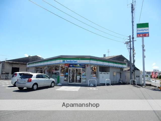 コンビニ　ファミリーマート藤田店（コンビニ）まで400m