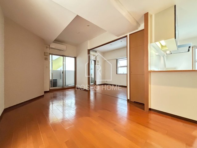 居室・リビング　同マンション別部屋：参考写真